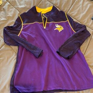 Vikings pullover. Kids size XL / women’s size s